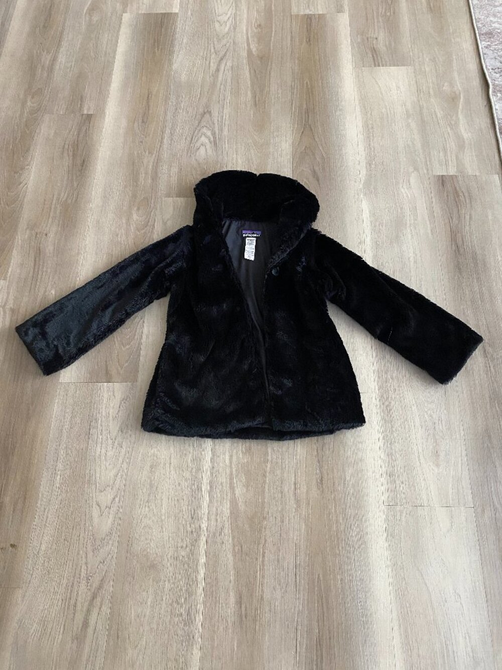 Patagonia Girls Faux Fur Teddy Coat Black Plush Jacket Size S 8 NWOT